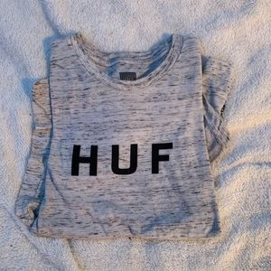 HUF grey spotted t-shirt!